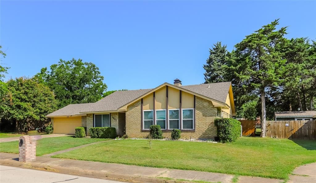 1327 Big Stone Gap Road