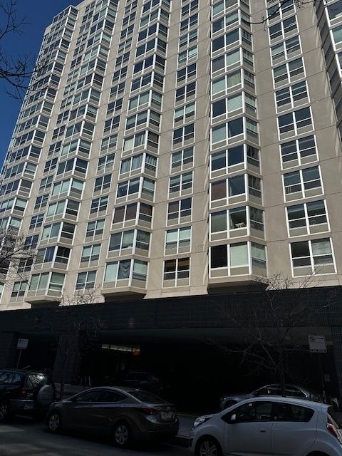 720 W Gordon Terrace 10L