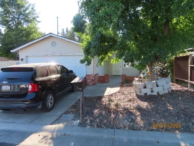 8147 Briar Way