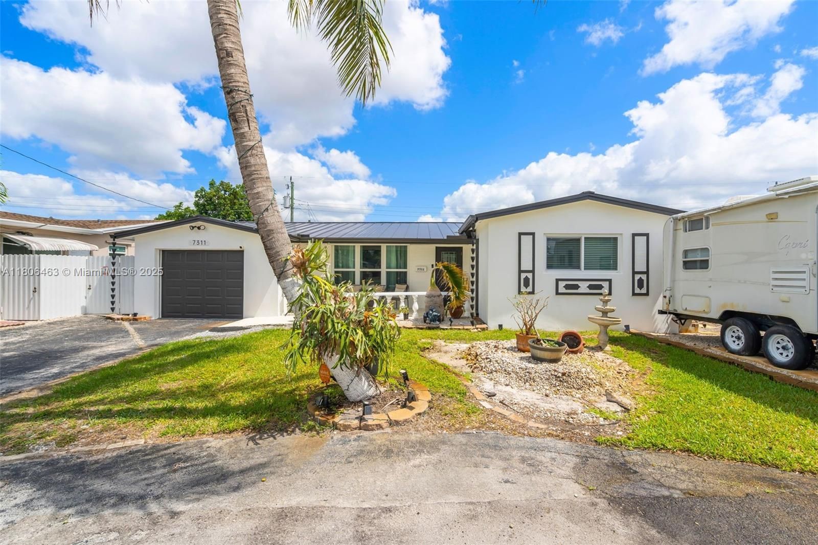 7311 Biltmore Blvd
