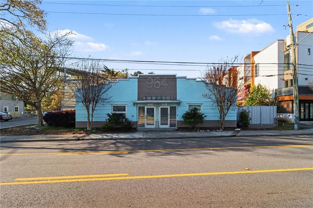 964 Dekalb Avenue Ne 106