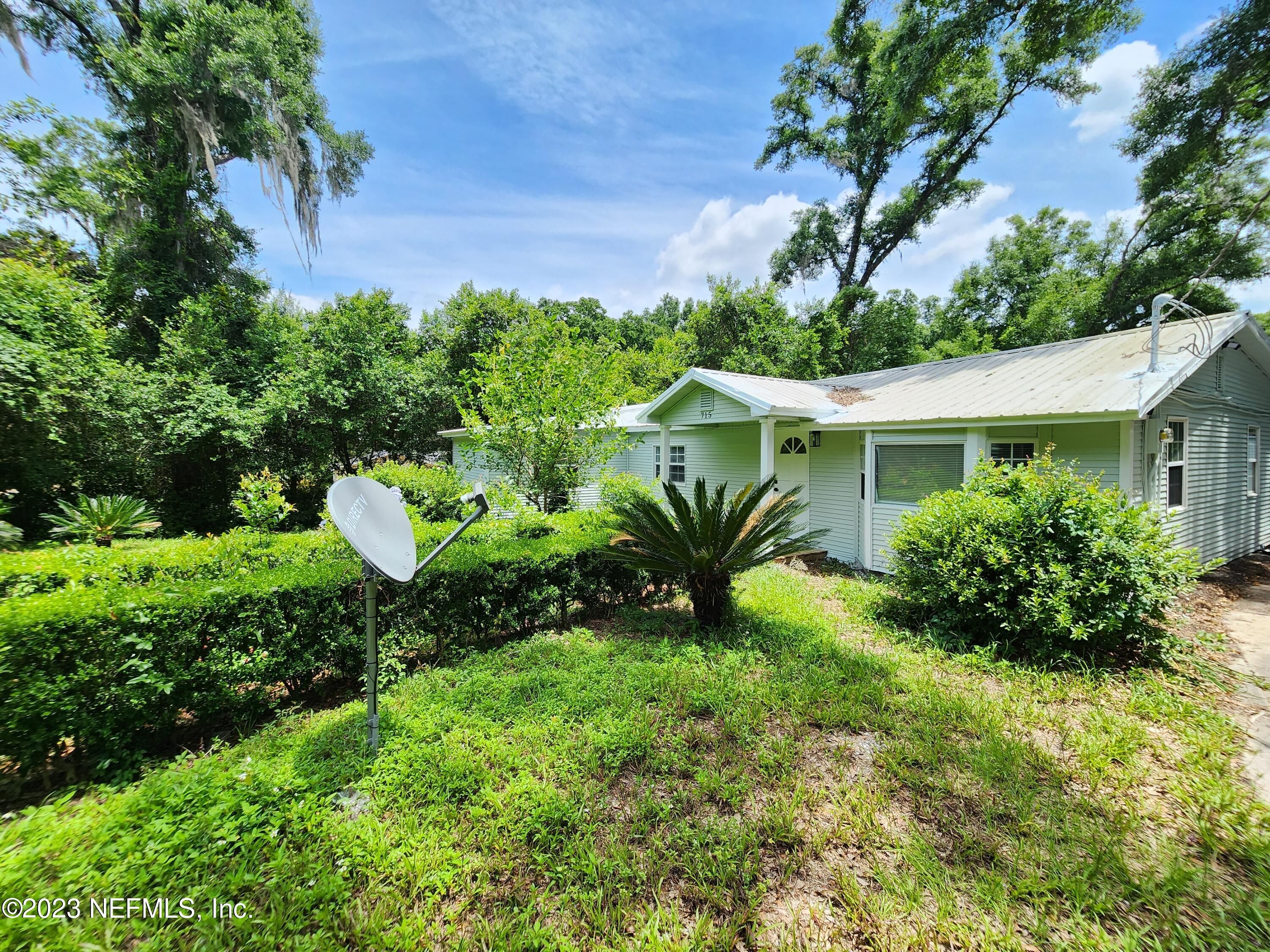 715 S Lewis Boulevard