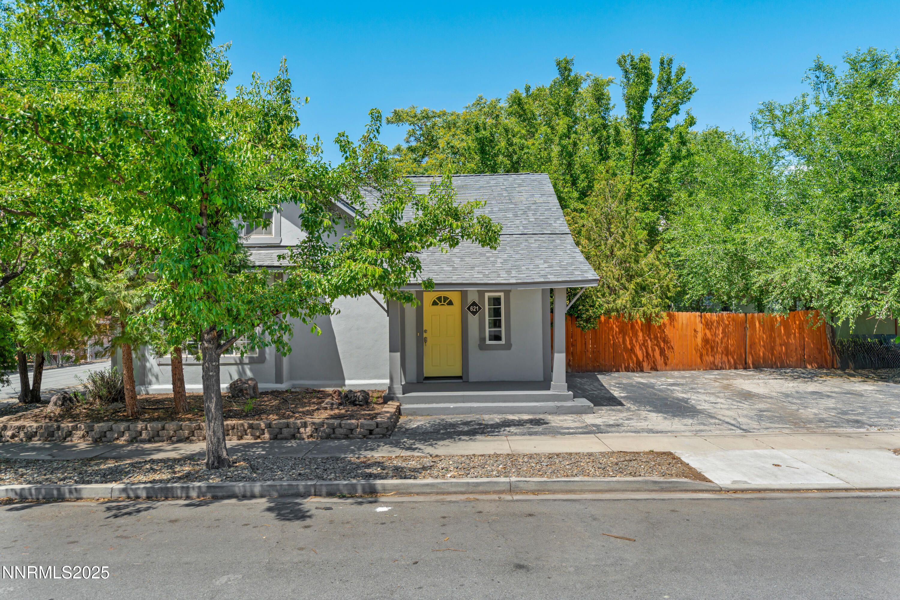 621 9th Street