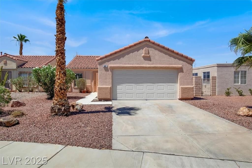 612 Moontide Court