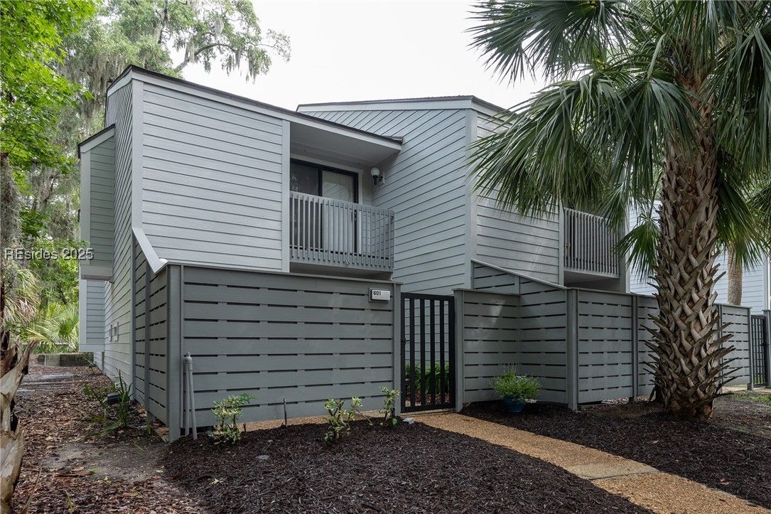 63 Shipyard Drive 601