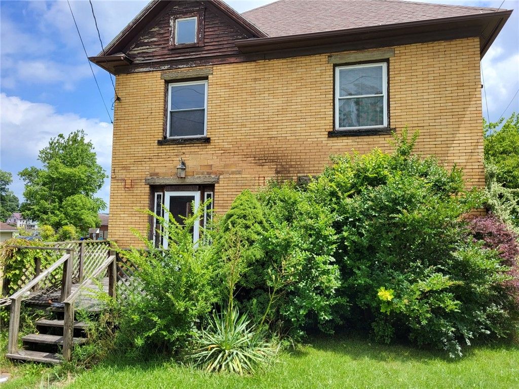 26 Clarksville Street