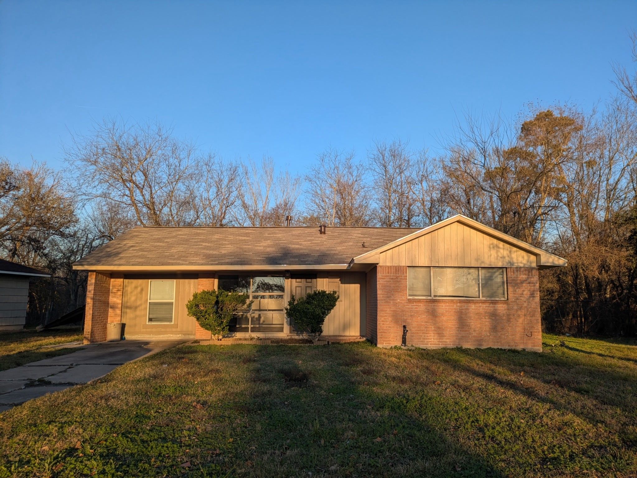 1513 Serpentine Drive