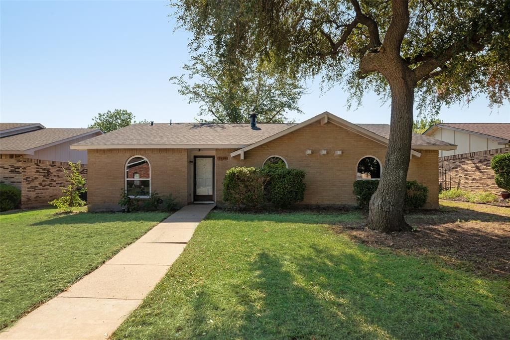9324 County View Road
