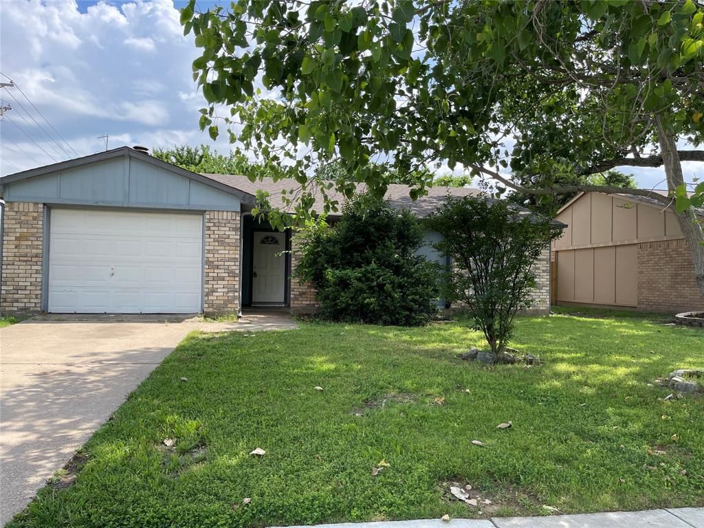 920 Sunny Slope Drive