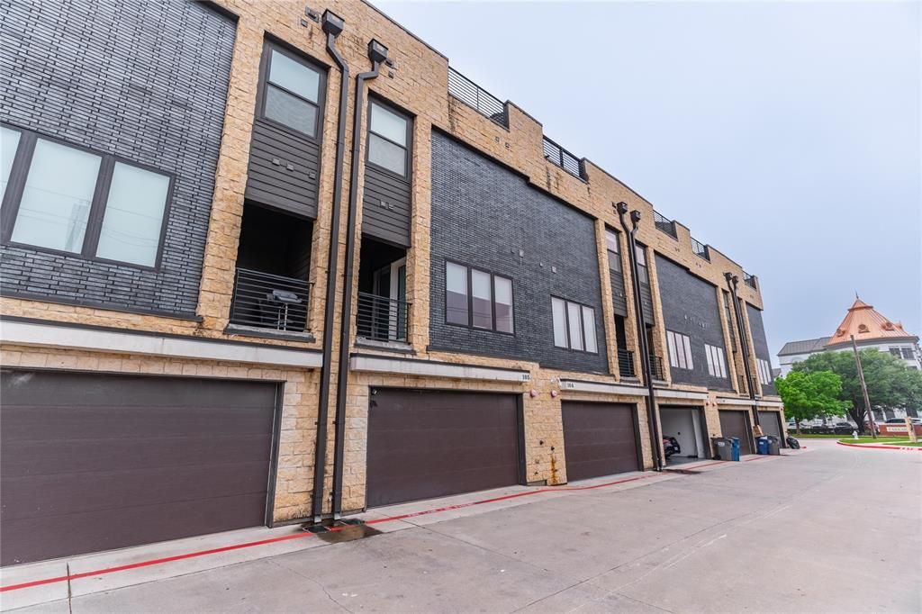 4060 Spring Valley Road 105