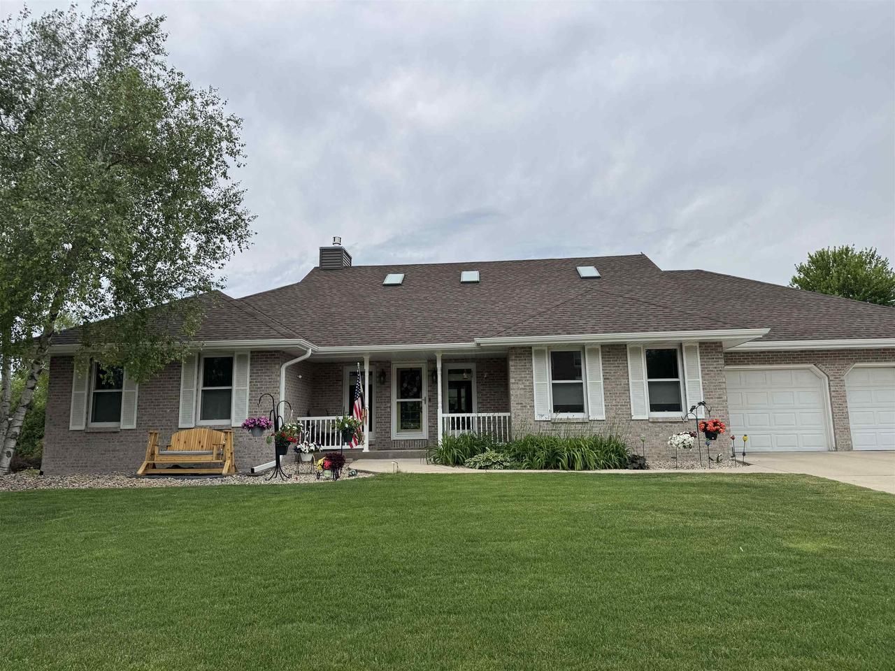 847 Cambridge Drive