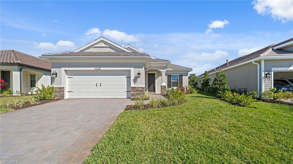 2968 Heritage Pines Dr