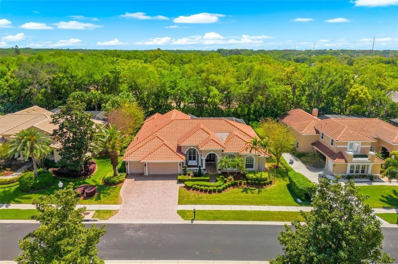 1560 Canopy Oaks Boulevard