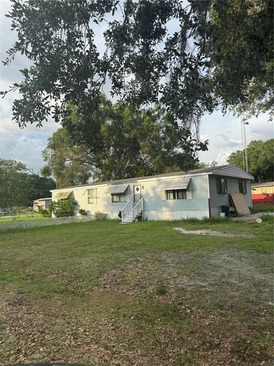 2621 Island Oaks W