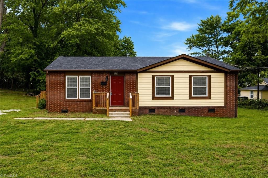 805 Haywood Street