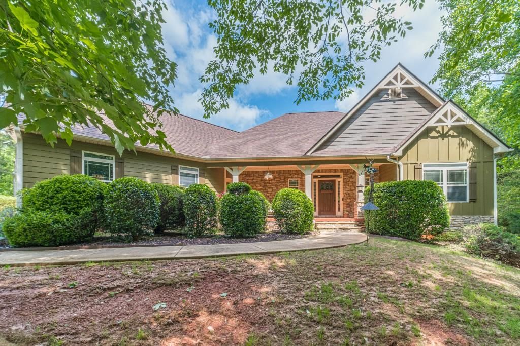 255 Nicklaus Circle