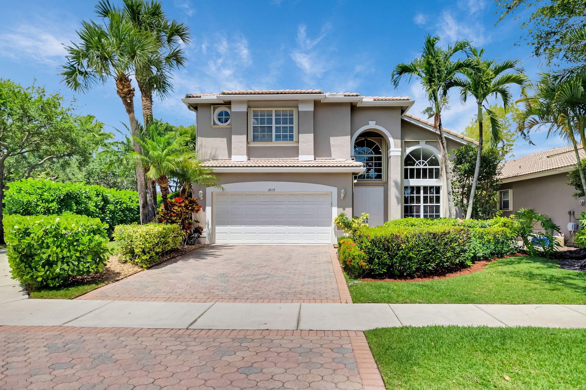 19137 Skyridge Circle