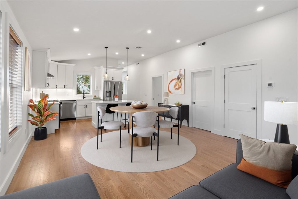 43-45 Wellington St 3