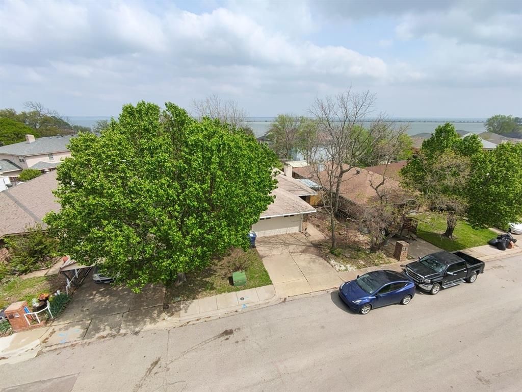 5138 Shoregate Drive