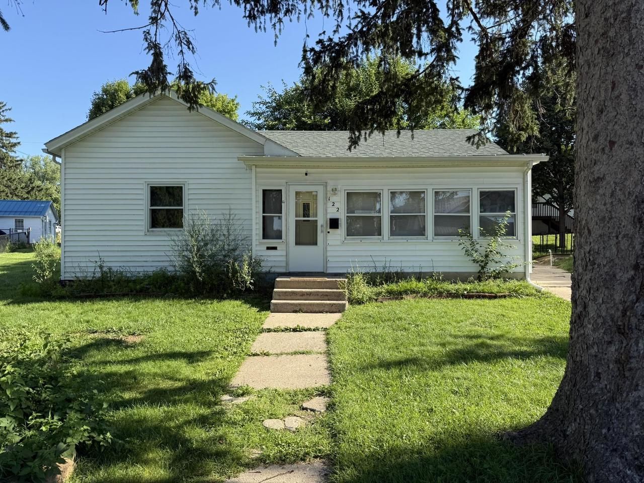 122 East Dodge Street