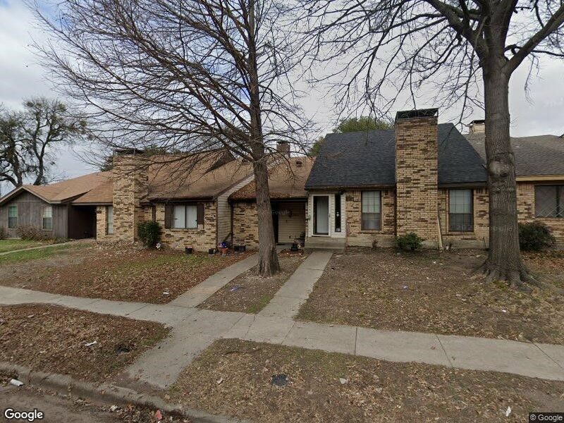 1811 Abshire Lane