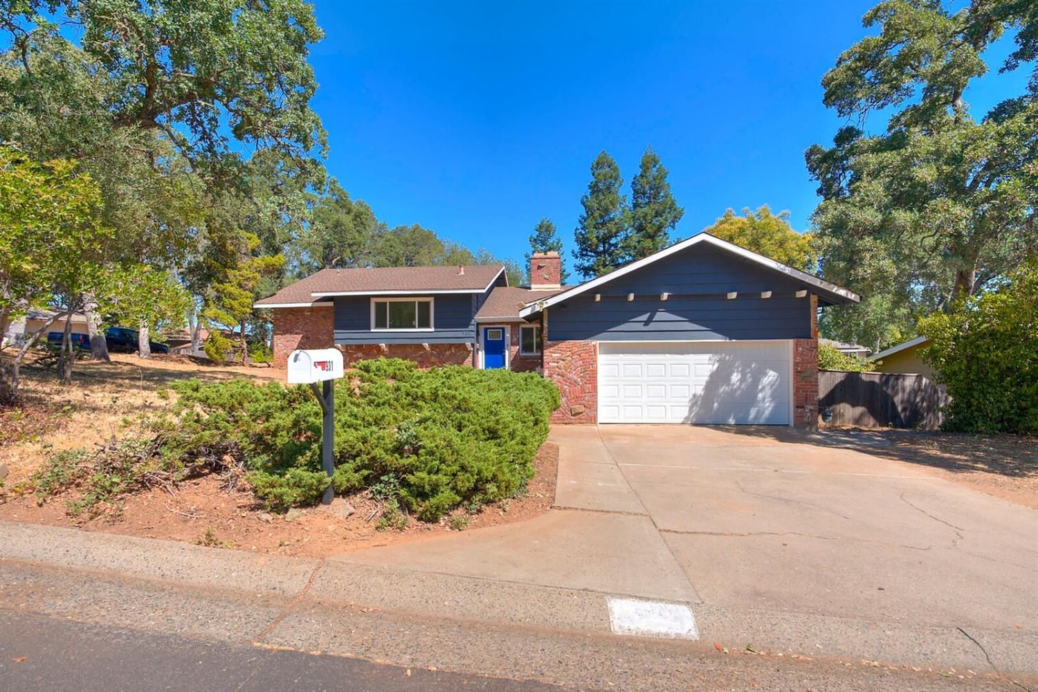 931 King George Way