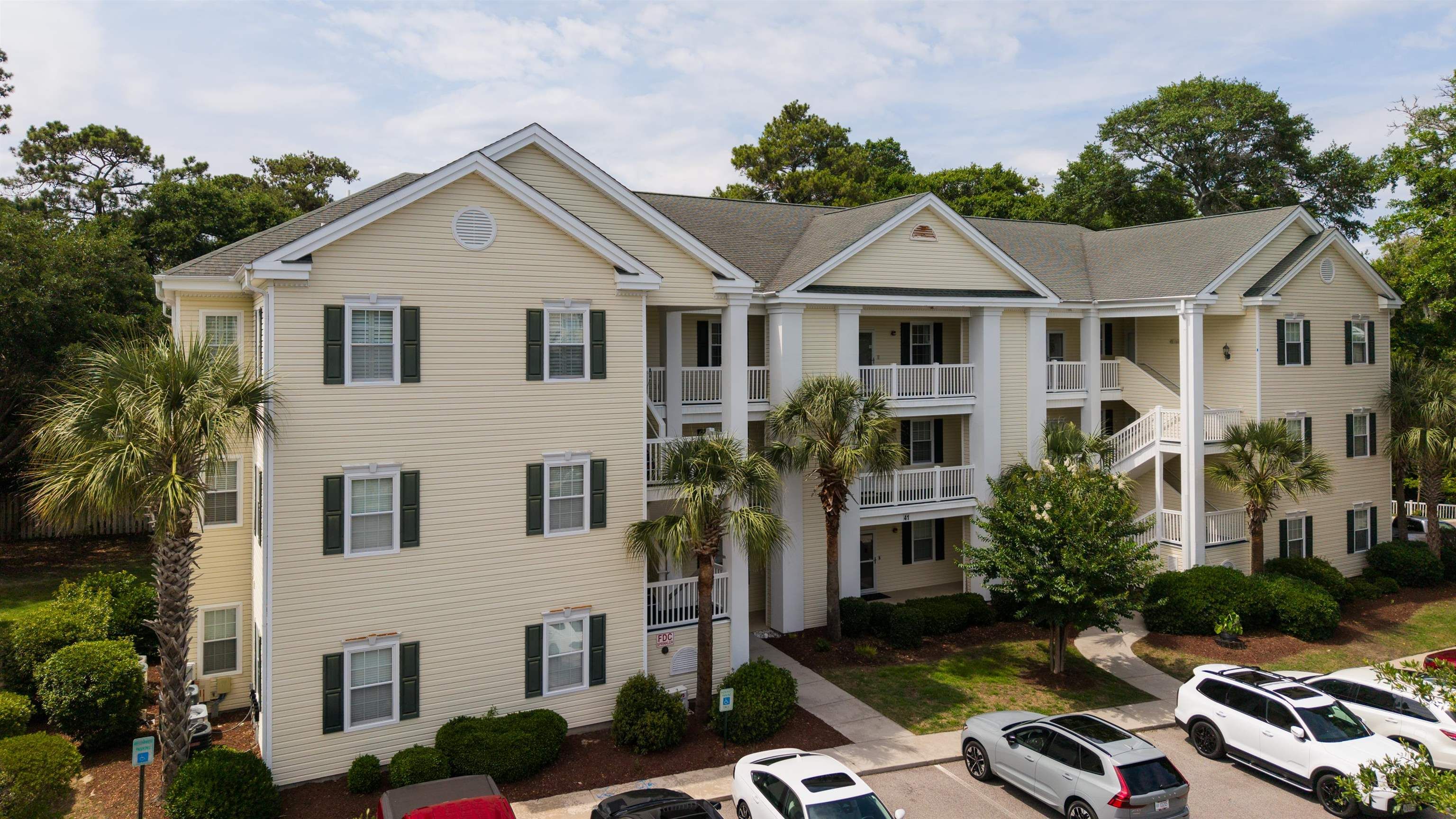 601 Hillside Dr. 4133