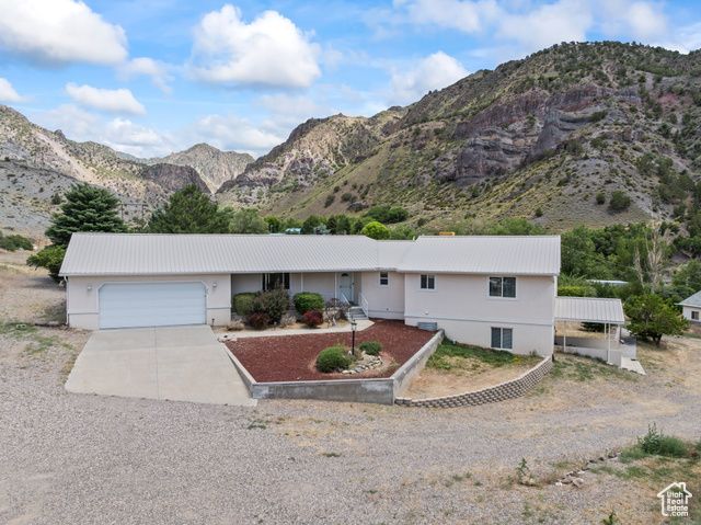 890 E Monroe Canyon Rd S