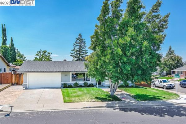 Granada Woods - Livermore, CA Homes for Sale & Real Estate |  neighborhoods.com