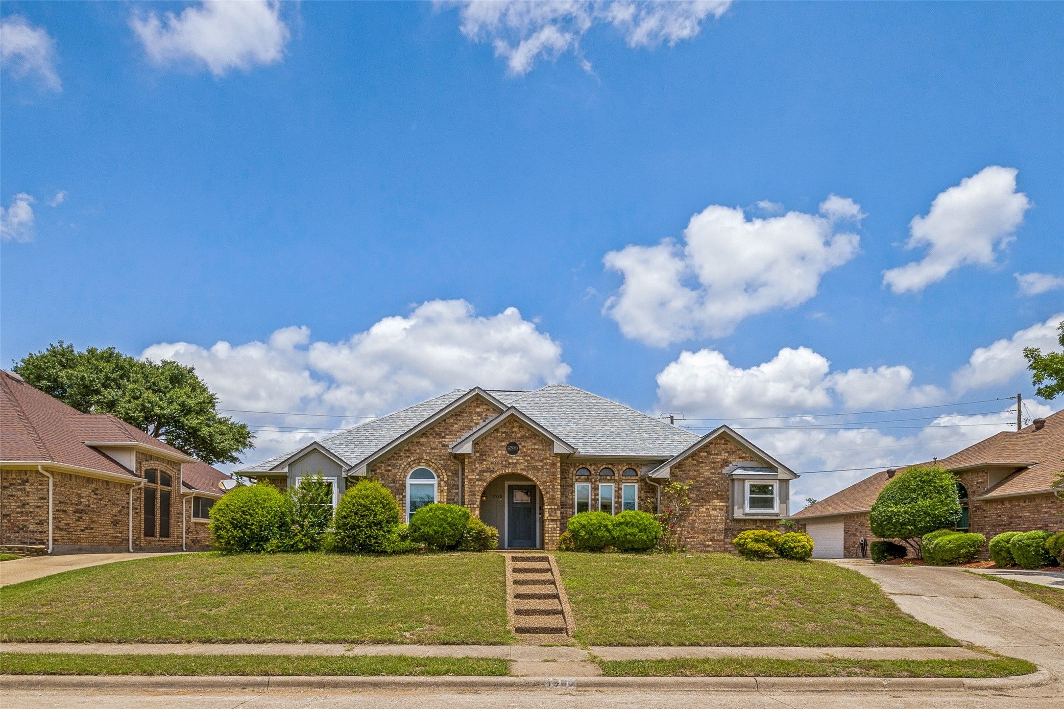 1209 Sandy Creek Drive