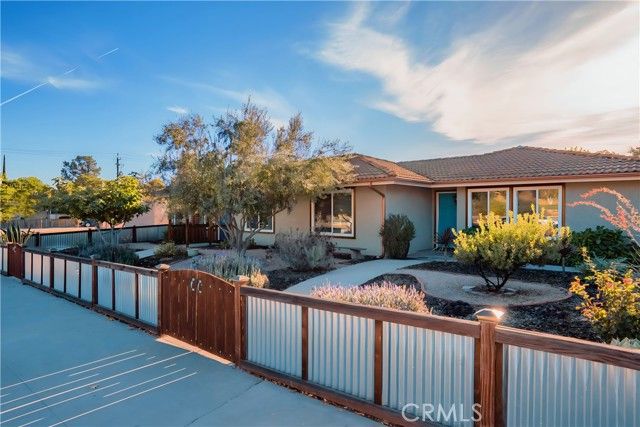 10420 El Camino Real