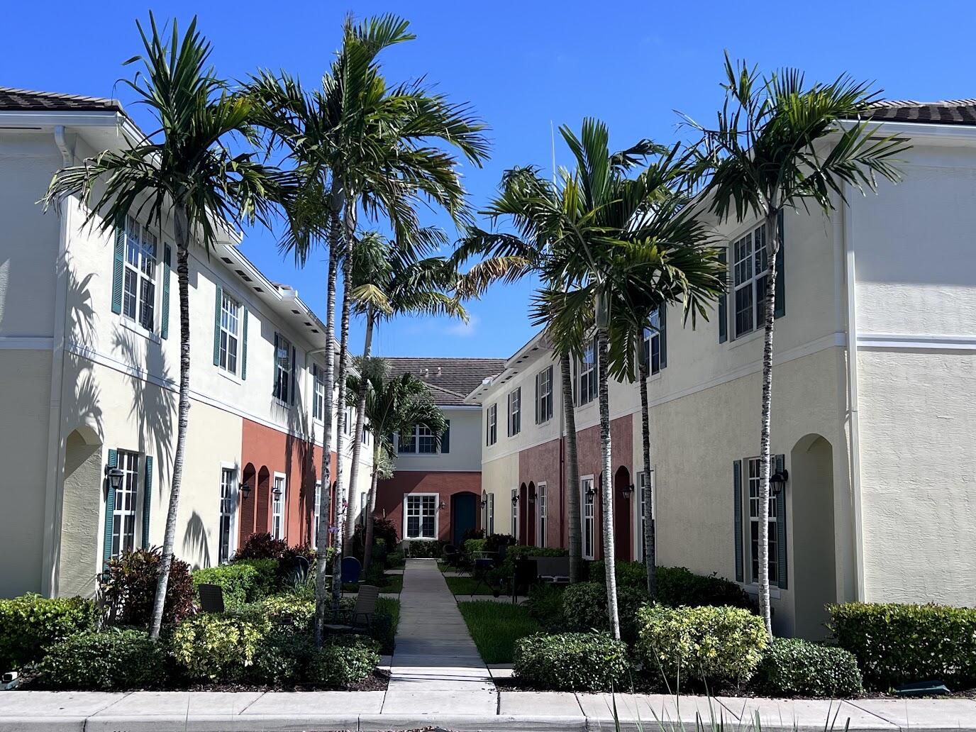 726 Sw 1st Way