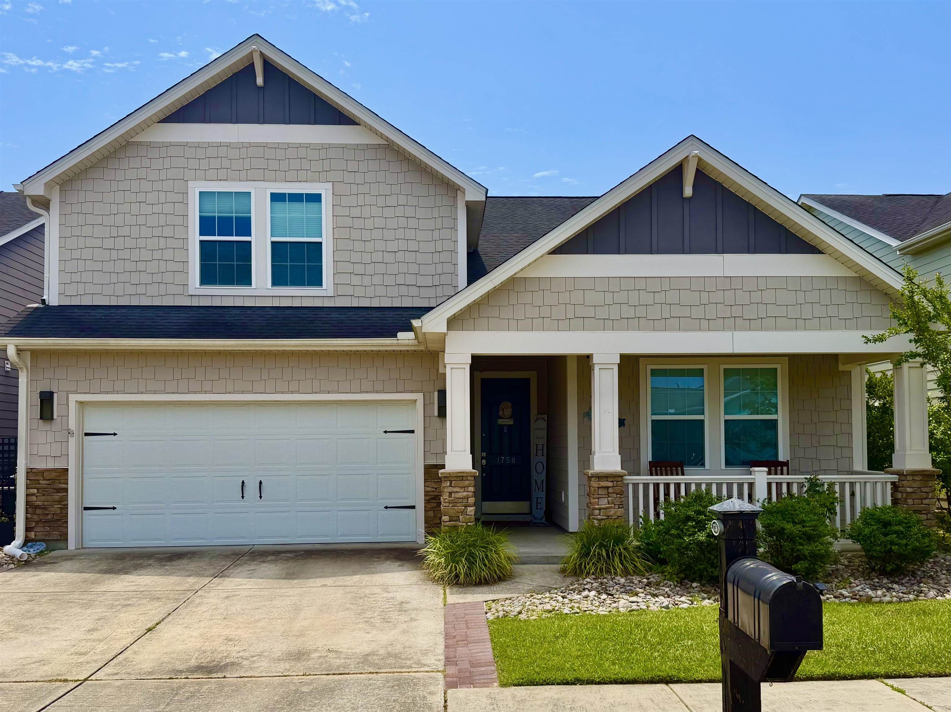 1758 Legacy Loop