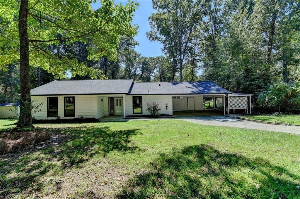1192 Sandalwood Drive
