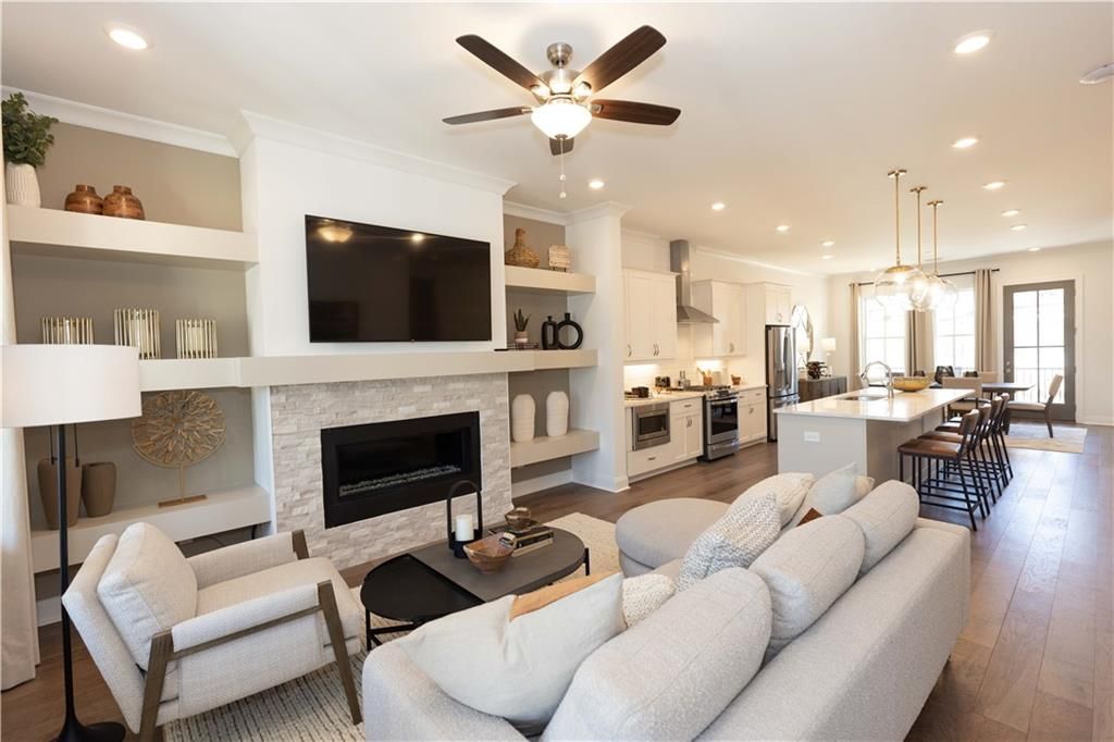 4457 Watervale Way 292