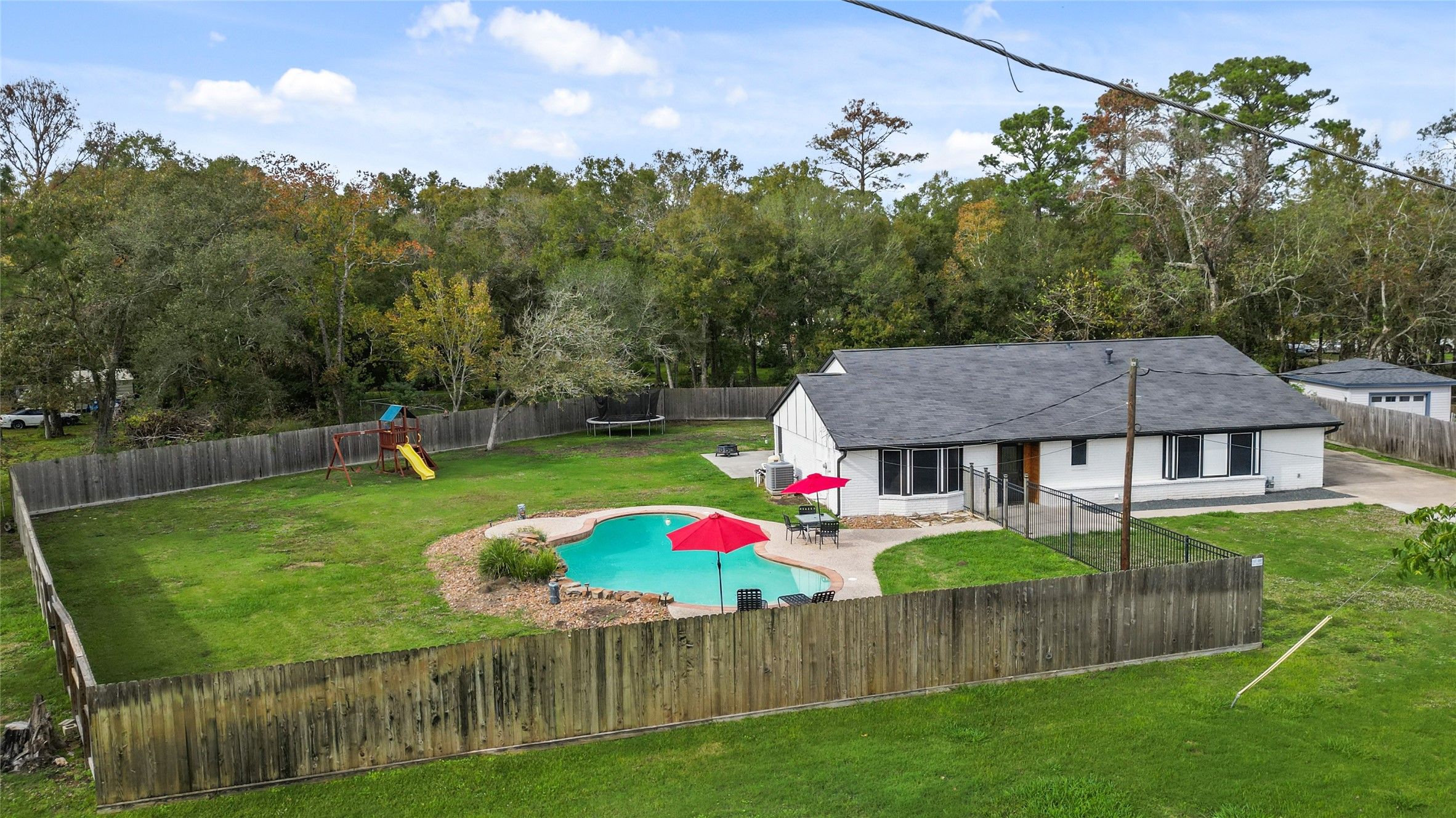12226 Oak Lane