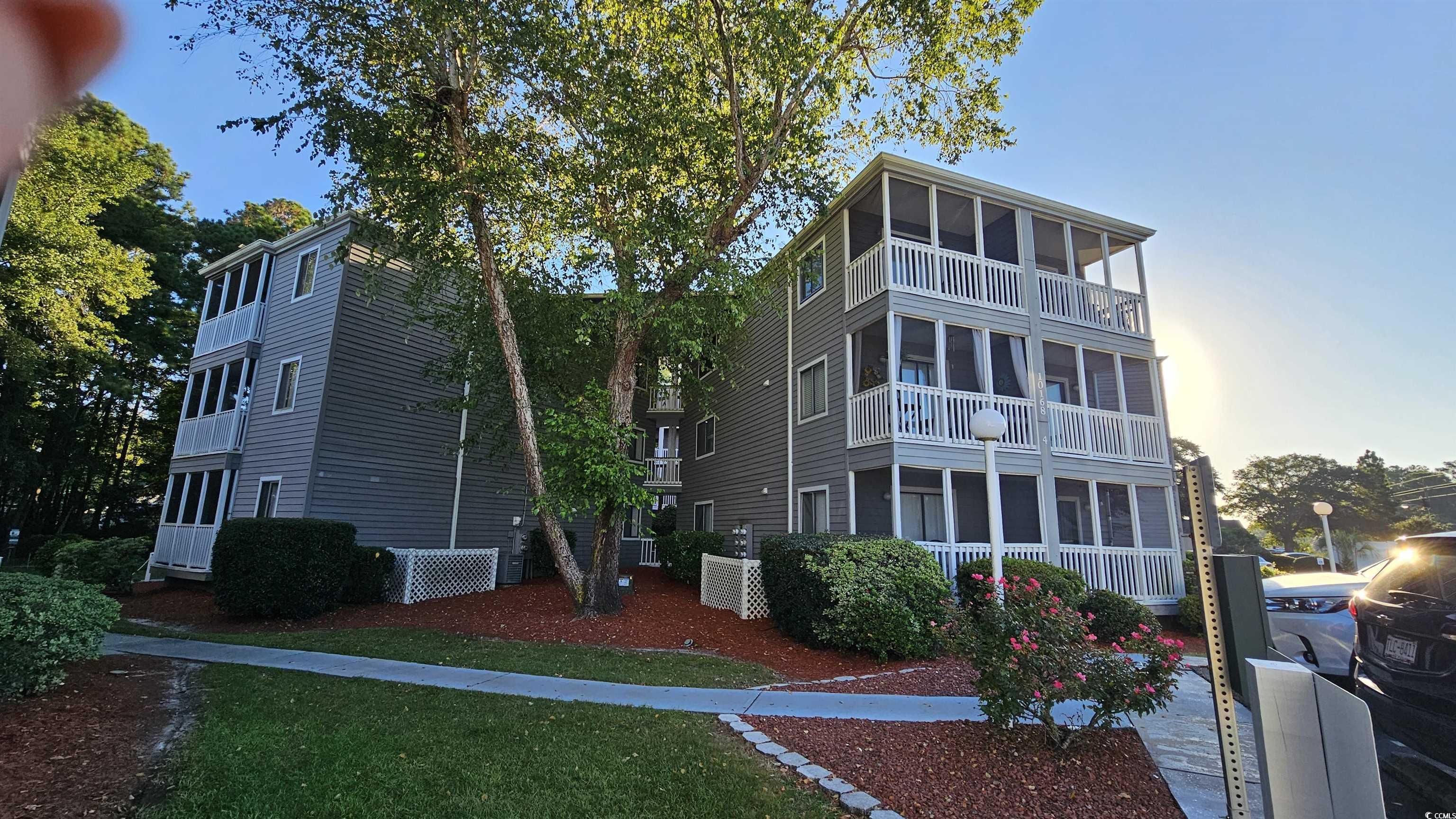 10168 Beach Dr. unit 4-206