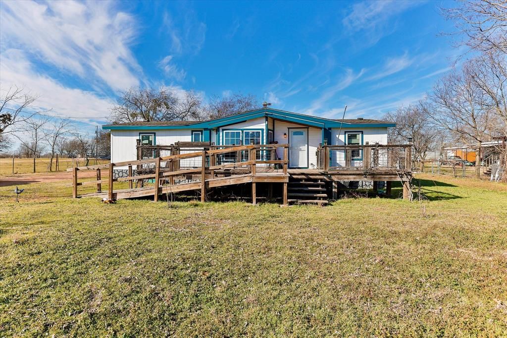 8717 Skyline Drive