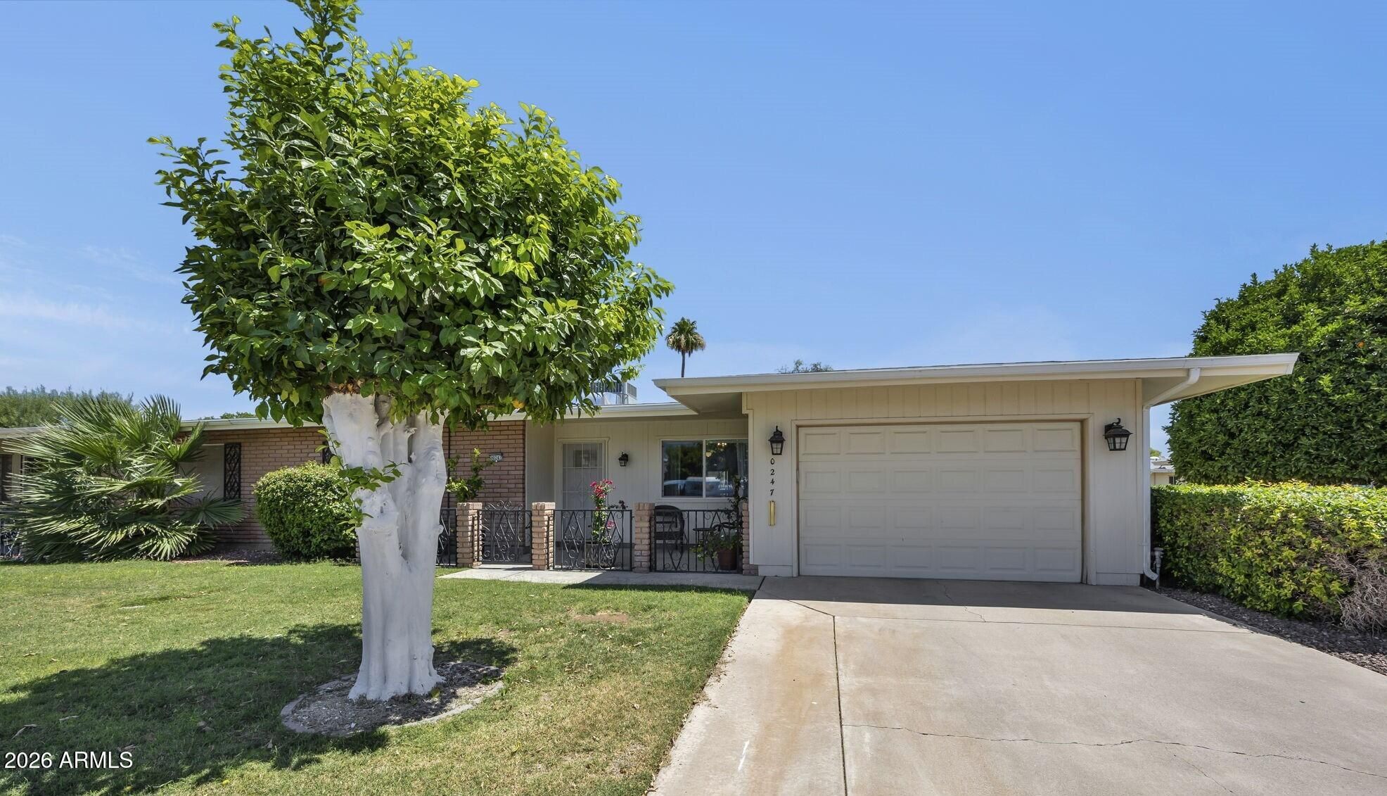 10247 N 108th Drive