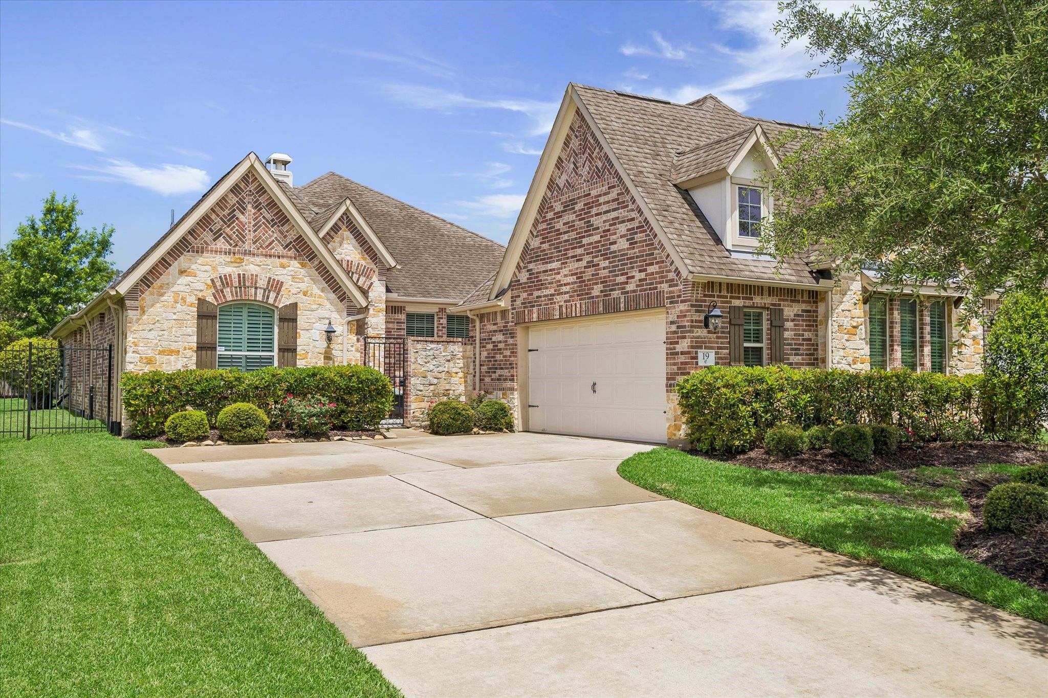 19 Peace Tree Way