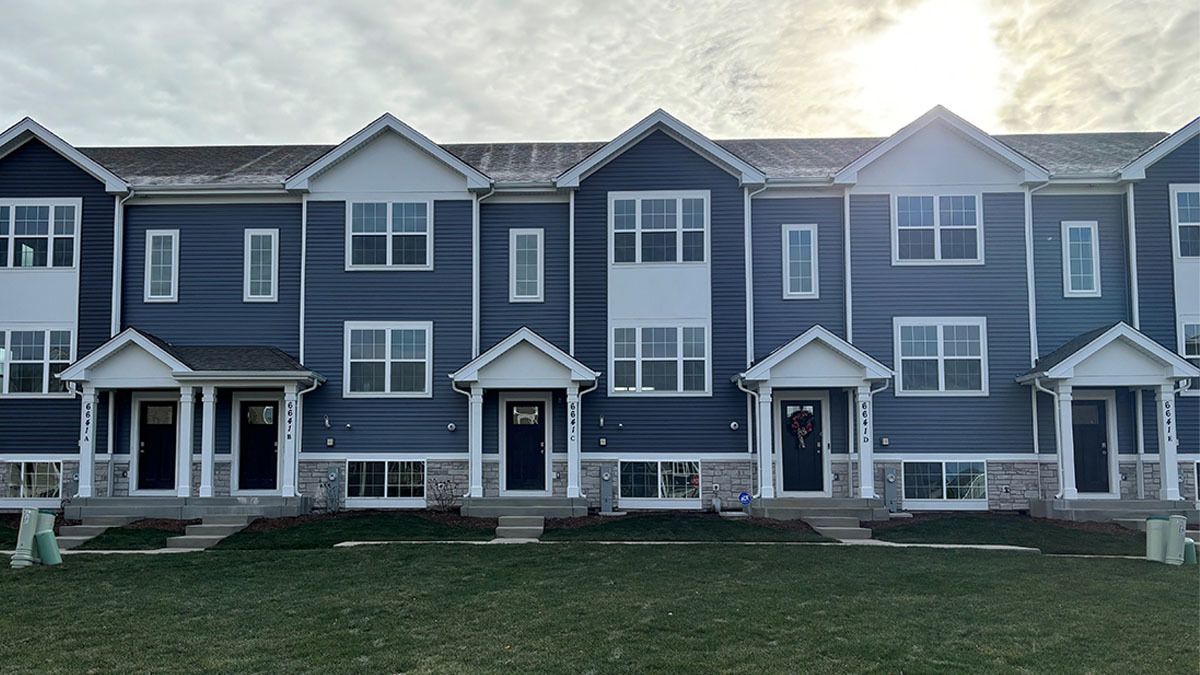 6570 Linden Trail E