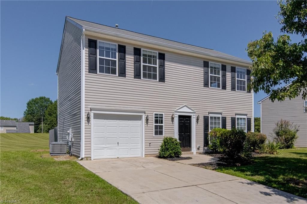 1257 Silverstone Court