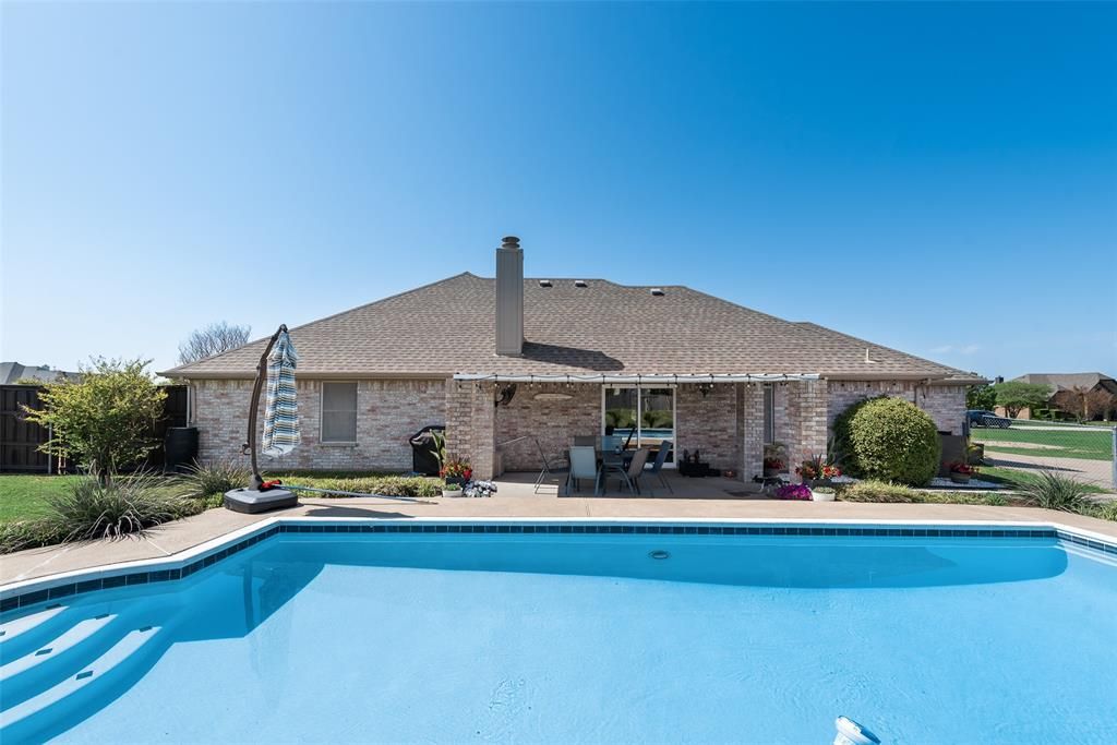 10951 Linda Circle