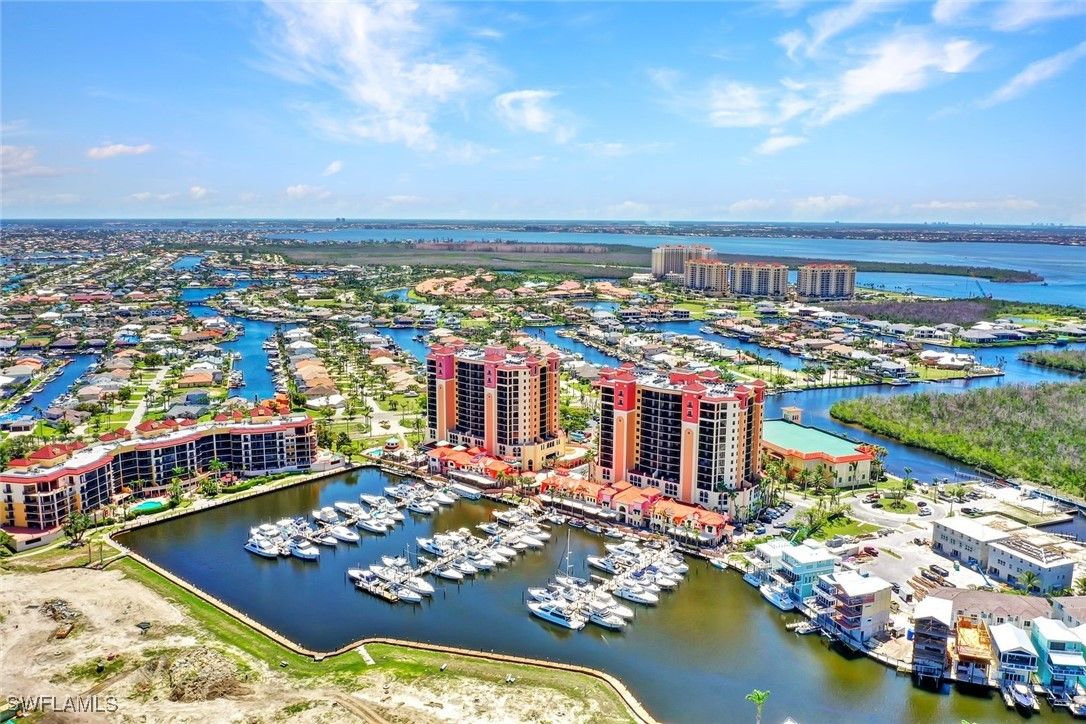 5793 Cape Harbour Drive 811