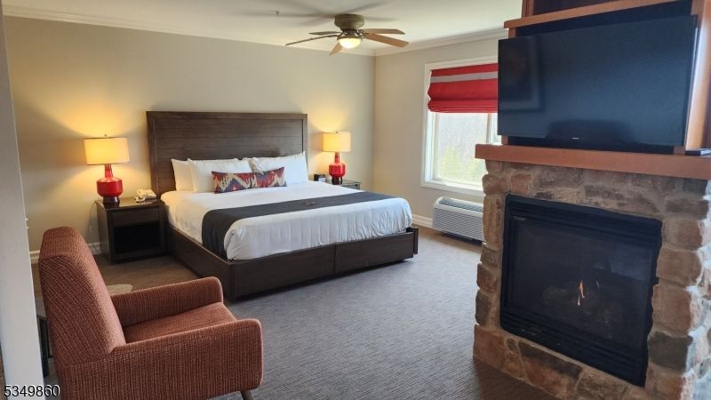 2 Chamonix Dr 457