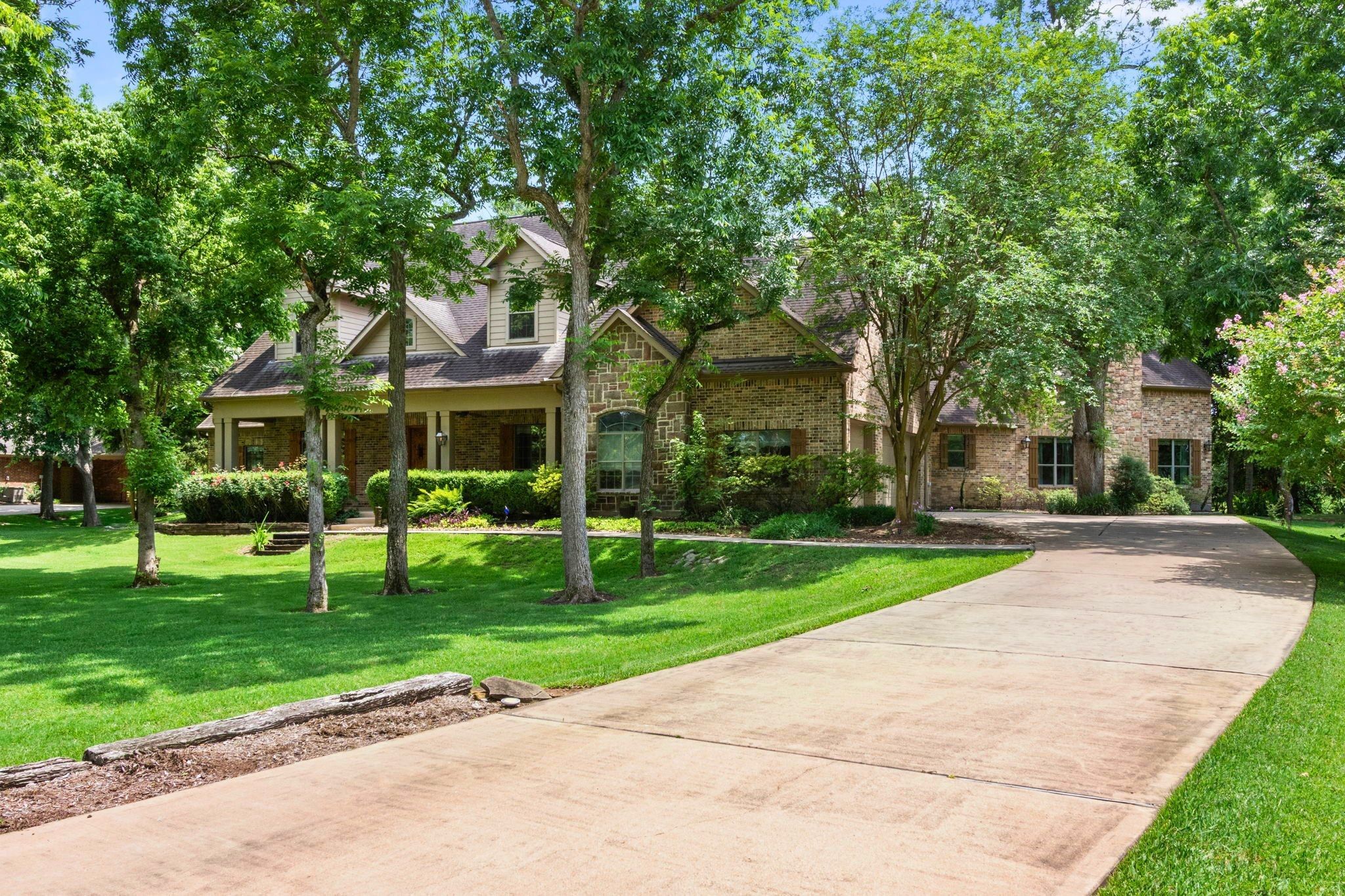 3215 Wellspring Lake Drive