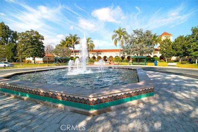 637 Avenida Sevilla C