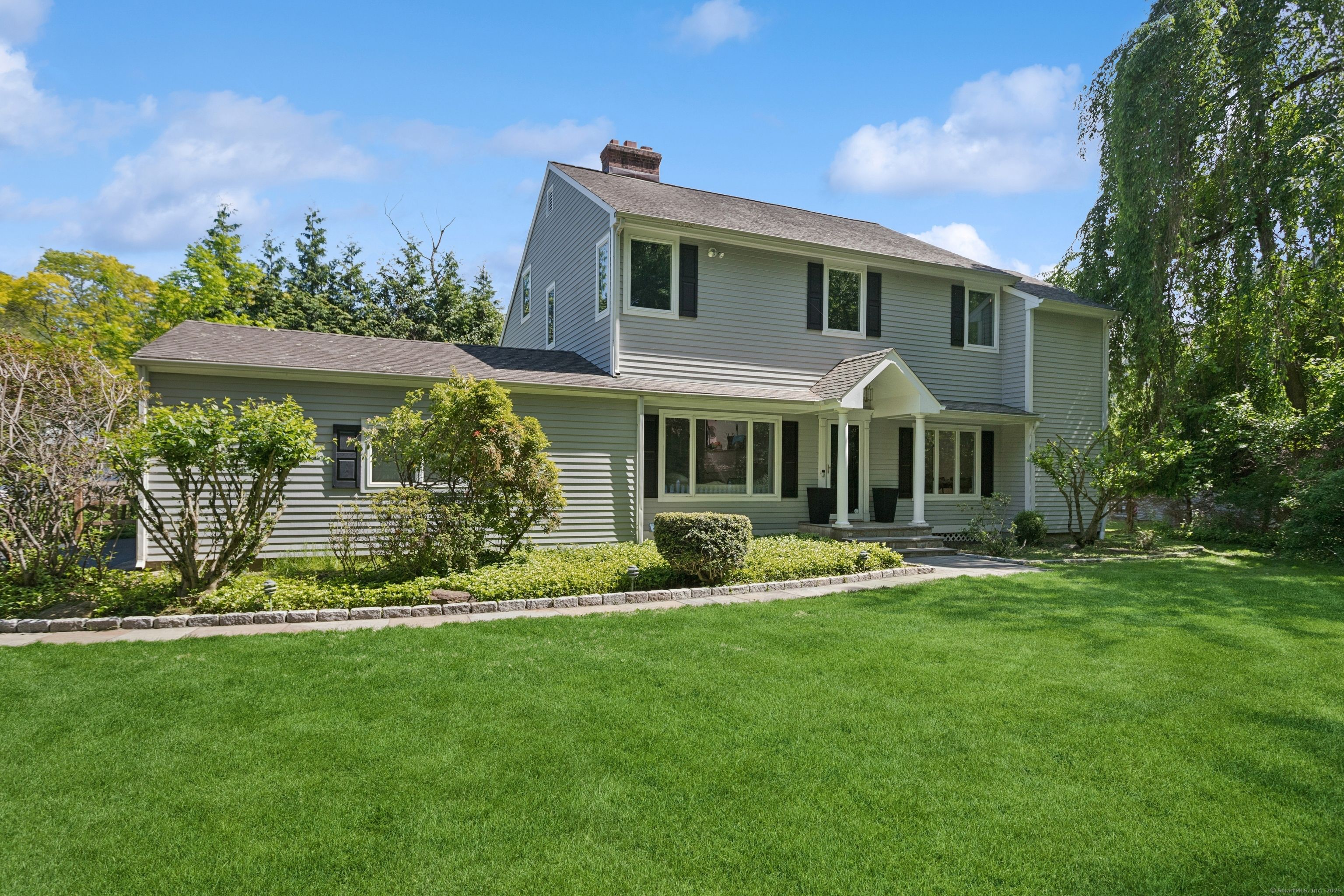 11 Valley Road