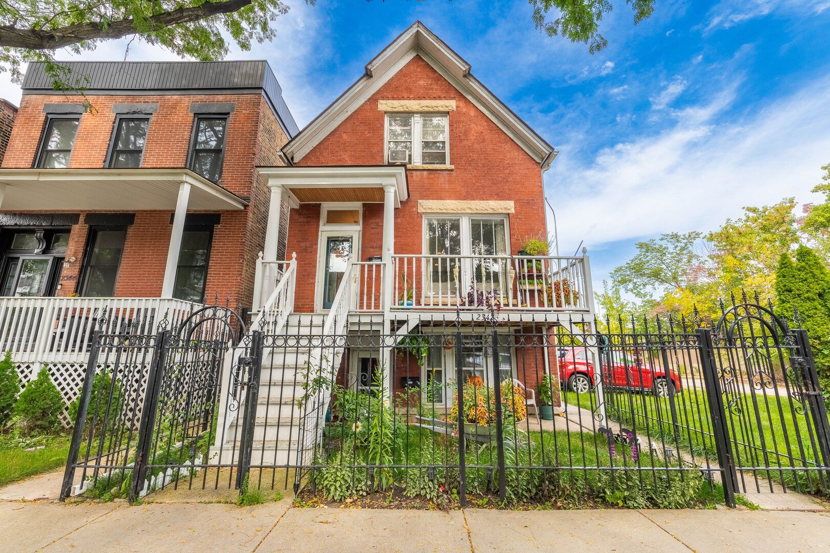 2342 W Altgeld Street
