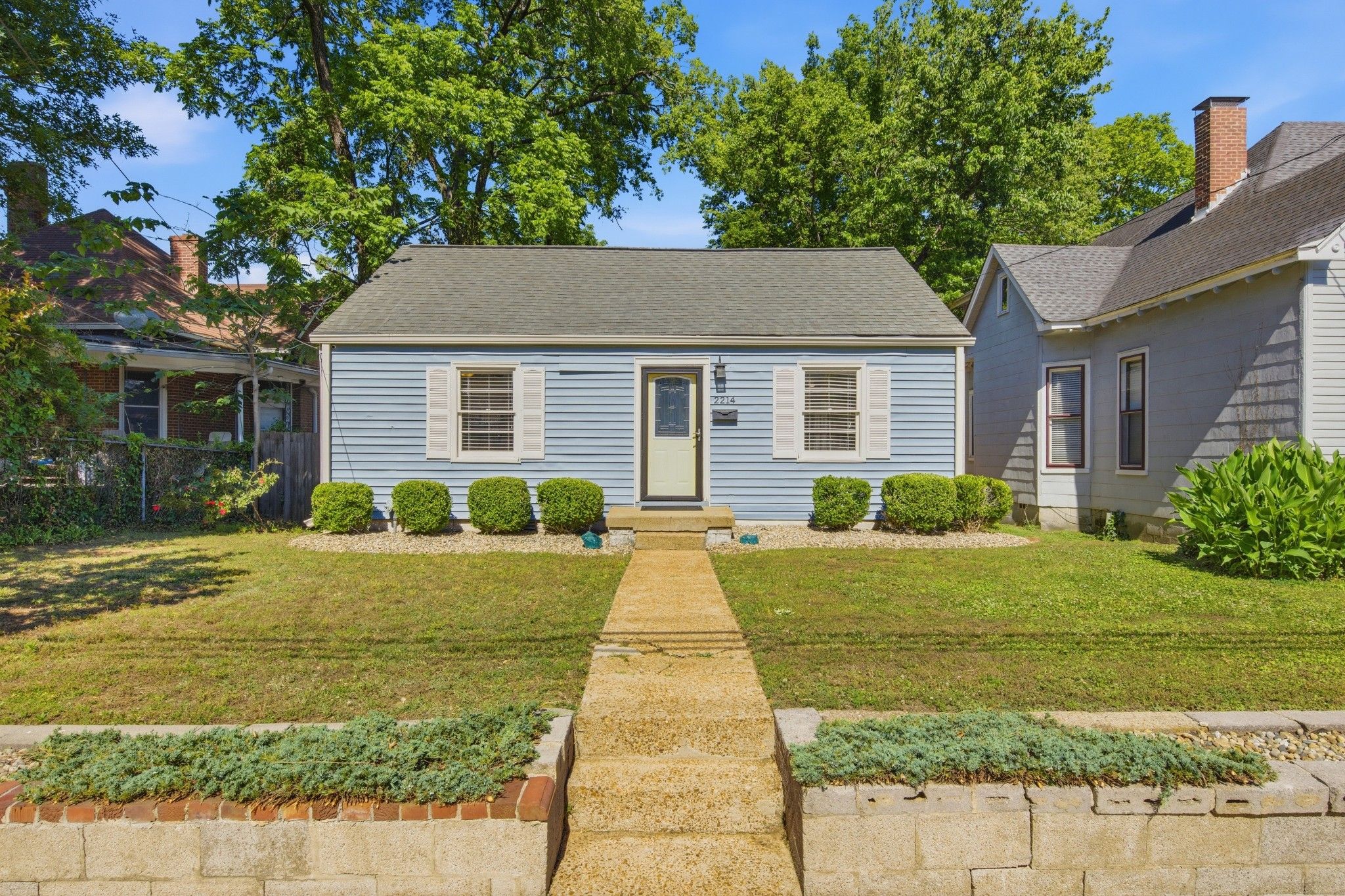 2214 White Ave